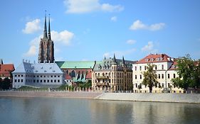 Wenderedu Business Center